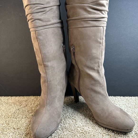 Mootsie Tootsies Boots - Picture 8 of 10